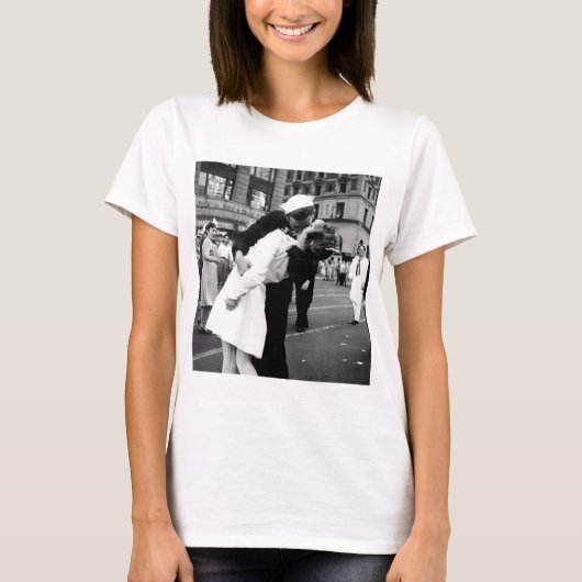 Het zoenen van de oorlog Vaarwel op Times Square T-shirt (Voorkant)