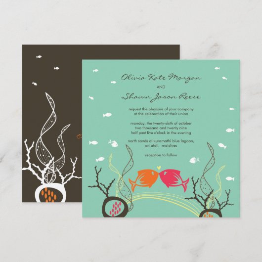 Het zoenen van viskoralen Beach Whimsical Cute Wed Kaart (Voorkant / Achterkant)