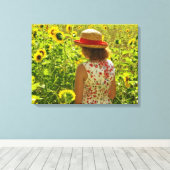 Het zonnebloem meisje canvas afdruk (Insitu (Houten vloer))