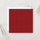 Het zwarte rode hartenpatroon van de moderne Valen Kaart (Voorkant / Achterkant in situ)