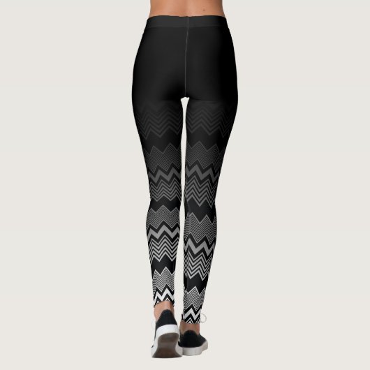 Het zwarte & Witte Patroon van de Zigzag onder Leggings (Achterkant)