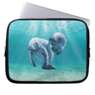 Het Zwemmen twee Manatees Laptop Sleeve