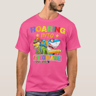 Het zwerven in de haai van de eerste graad Dinosau T-shirt