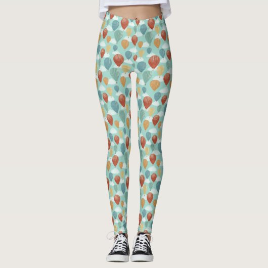 Hete Luchtballonnen en Witte Wolken Patterned Leggings (Voorkant)