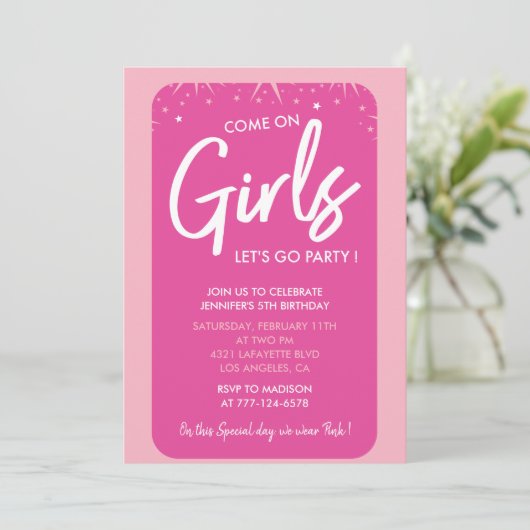 Hete roze 5e verjaardag uitnodigingen Trendy Girly (Staand voorkant)