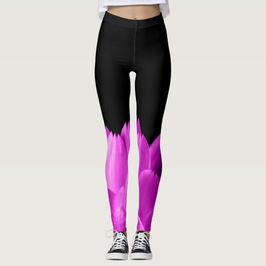 Hete roze bloemblaadjes op zwart leggings (Voorkant)