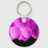 Hete roze bloemblaadjes op zwart sleutelhanger (Voorkant)
