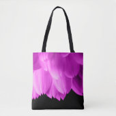 Hete roze bloemblaadjes op zwart tote bag (Voorkant)