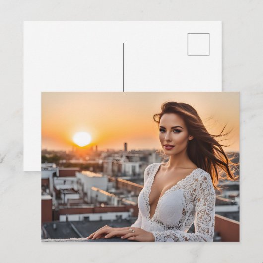 Hete vrouw op dak briefkaart (Voorkant / Achterkant)