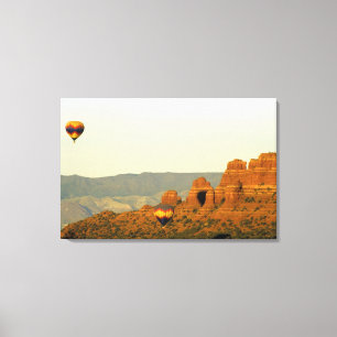 Heteluchtballonnen bij Sedona, Arizona, VS. Canvas Afdruk