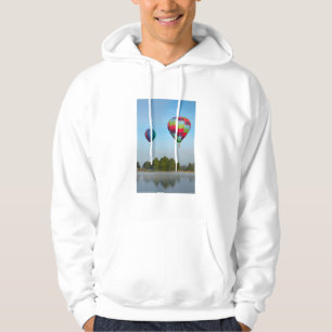 Heteluchtballonnen boven een meer, NZ Hoodie