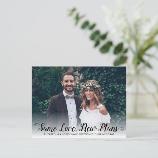 Hetzelfde liefde Nieuwe datum uitgesteld Modern sc Aankondigingskaart (Staand voorkant)