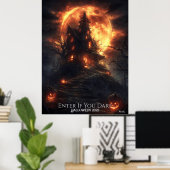 Heuvel van de spookachtige maan Halloween Poster (Thuiskantoor)
