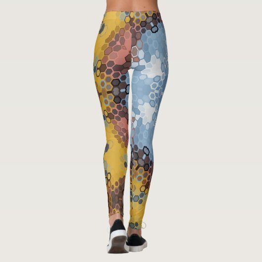 Hex Mandala blauw geel en roze Leggings (Achterkant)