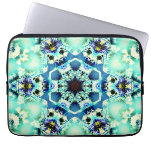 Hexagon kaleidoscoop en sterlicht groen en blauw laptop sleeve