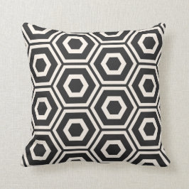 Hexagon Pattern Black op Ivory Kussen