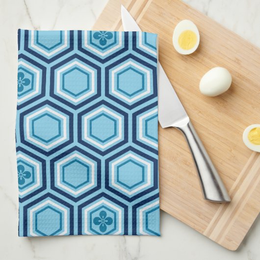 Hexagonal Kimono Print, Navy and Light Blue Theedoek (Quarter Fold)