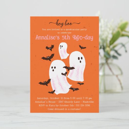 Hey Boo Halloween Feestuitnodiging - Schattigee Ge Kaart (Staand voorkant)