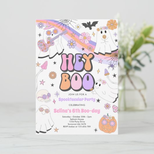 Hey Boo Halloween Groovy Cute Ghost Birthday Party Kaart (Staand voorkant)