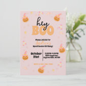 Hey Boo Spooky Halloween Verjaardagsfeestje Kaart (Staand voorkant)