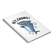 Hey Chums Funny Toothy Shark Pun Notitieboek (Rechterzijde)