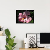 Hi Hibiscus Luscious Shadows Poster Print (Thuiskantoor)