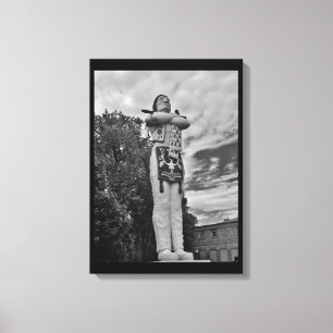 Hiawatha Statue Canvas Afdruk