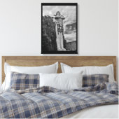 Hiawatha Statue Canvas Afdruk (Insitu (Slaapkamer))