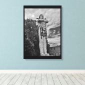 Hiawatha Statue Canvas Afdruk (Insitu (Houten vloer))