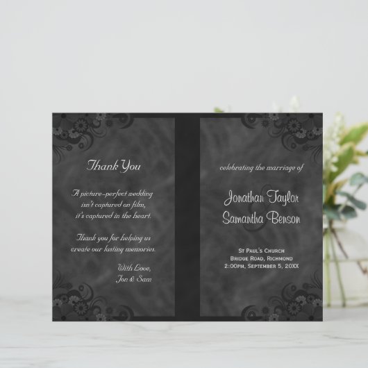 Hibiscus Black Floral Gothic Folded Wedding Progra (Staand voorkant)
