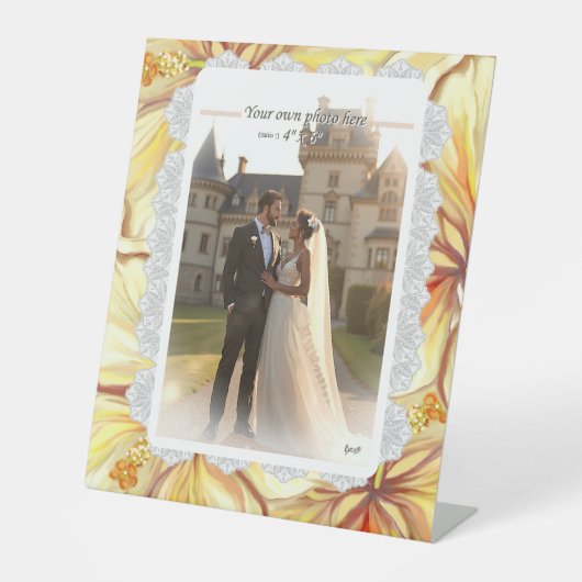 Hibiscus & kant GEEL Reclamebord Met Voetstuk (Voorkant)