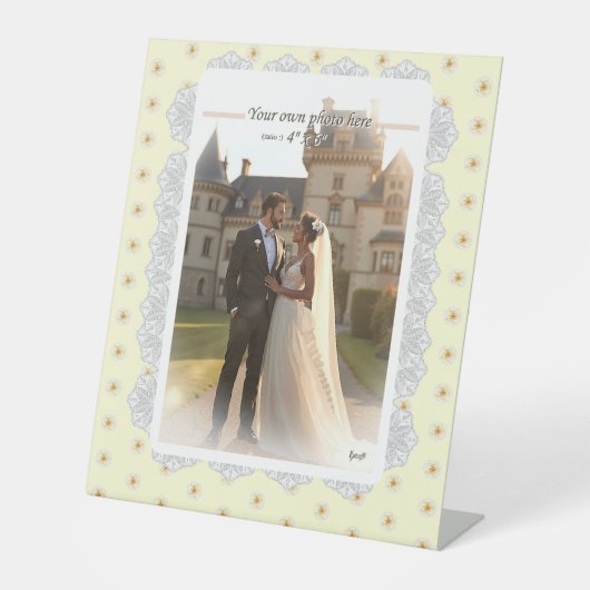 Hibiscus & kant GEEL Reclamebord Met Voetstuk (Voorkant)