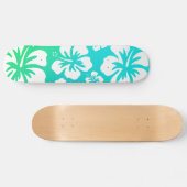 Hibiscus on Blue Green Skateboard (Horizontaal)