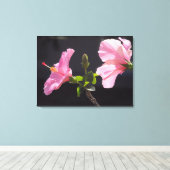 Hibiscusbloem in Profiel Canvas Afdruk (Insitu (Houten vloer))