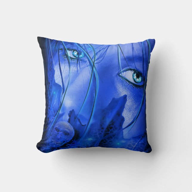 HIDDEN FEAR BLUE GIRL MET SKULL Pillow Kussen (Voorkant)