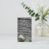 Hidden Heart Rock op Rustic Wood Visitekaartje (Staand voorkant)