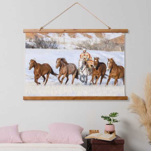 Hideout Horse Ranch, Wrangler en Horses Hangend Wandkleed (Slaapkamer)