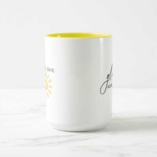 Hier gloeit ze weer positief citaat zonnig geel mok (Midden)