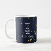 Hier is aan Fools Who Dream Gold Stars Navy Chic Koffiemok (Links)