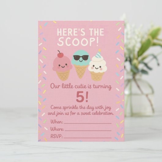 Hier is de ijs-ijsverjaardagsuitnodiging kaart (Staand voorkant)