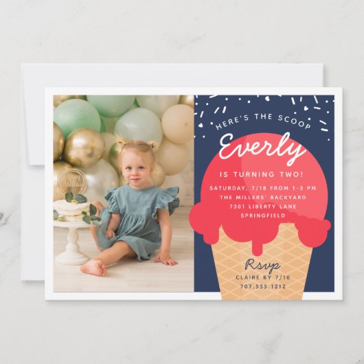 Hier is de Scoop Ice Cone Kind Birthday Foto Kaart (Voorkant)