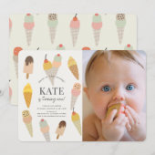 Hier is de Scoop Ice Cream 1e Verjaardag Foto Kaart (Voorkant / Achterkant)