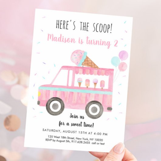 Hier is de Scoop Ice Cream Birthday Kaart
