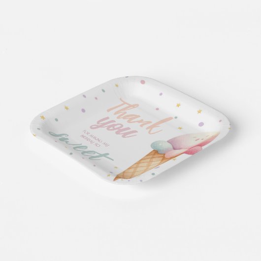 Hier is de Scoop Ice Cream Birthday Party Papieren Bordje (Gebogen)