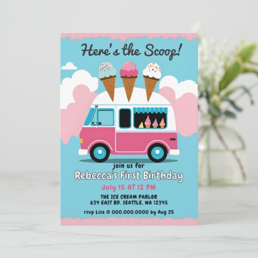 Hier is de Scoop Ice Cream Truck Verjaardag Kaart (Staand voorkant)
