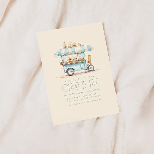 Hier is de Scoop Ice Cream verjaardagsuitnodiging Kaart