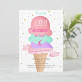Hier is de Scoop Kleurrijke Ice Cream Invite Kaart (Staand voorkant)