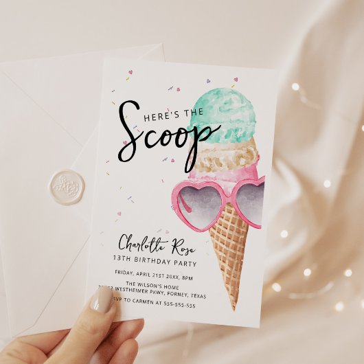 Hier is de Scoop Pink Ice Cream Birthday Kaart