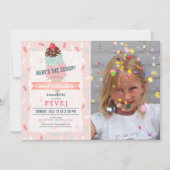 Hier is de Scoop Pink Ice Cream Photo Birthday Kaart (Voorkant)