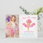 Hier is de uitnodiging voor de verjaardag van de S (Staand voorkant)